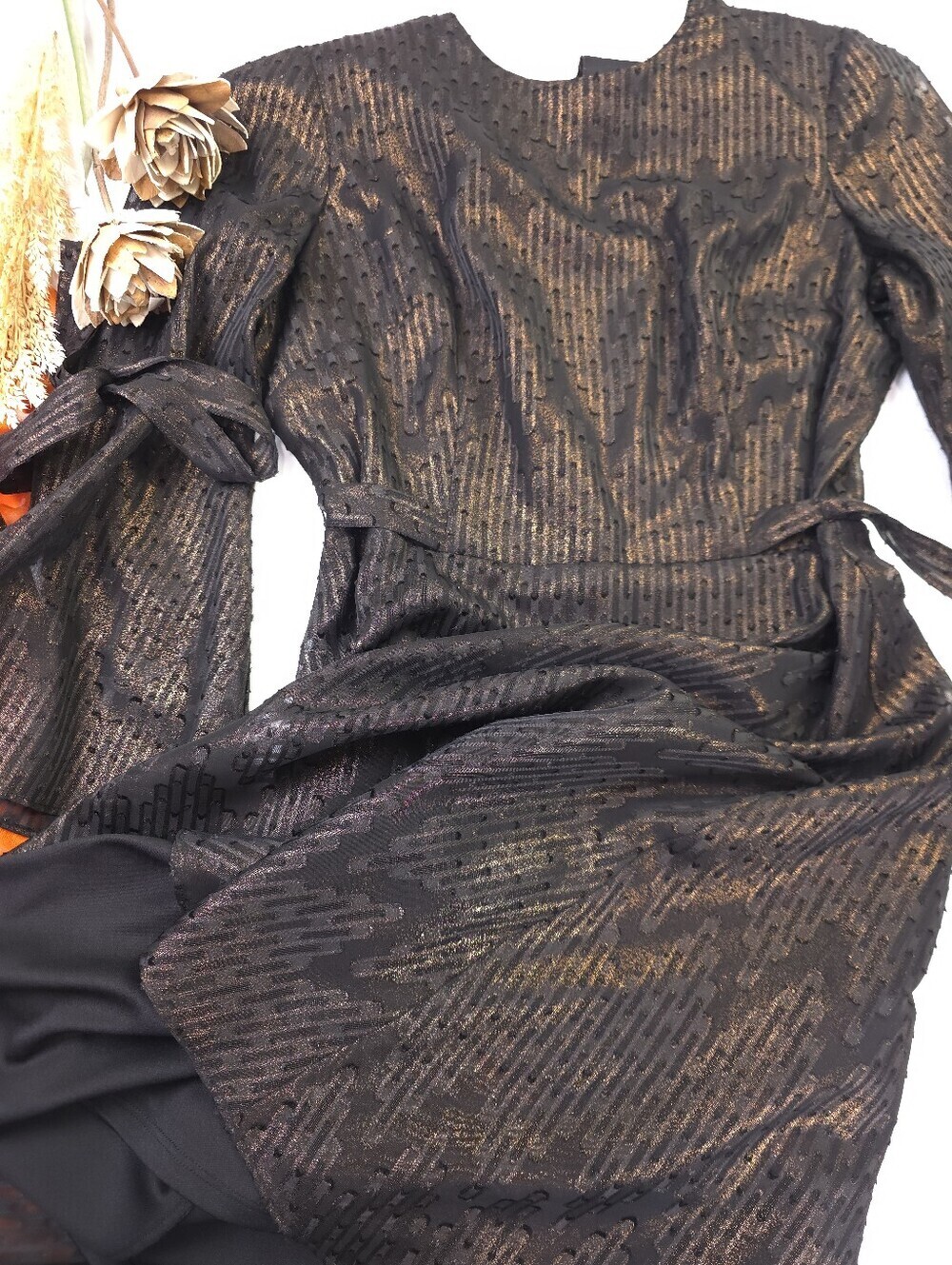 Like New Nine West Black Metallic Fit-and-Flare Dress with Tie Sleeves Sz 6 - Picture 10 of 13